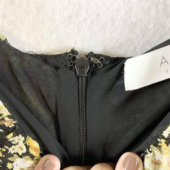 ASTR x Revolve Womens Sheer‎ Mesh Ruched Floral Dress Sz M Dark Cottage Romantic - Picture 13 of 16